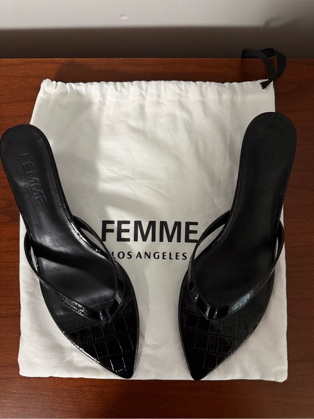 Femme LA Ginza Thong Slipper in Black Croc - NEW in dust bag, never worn!